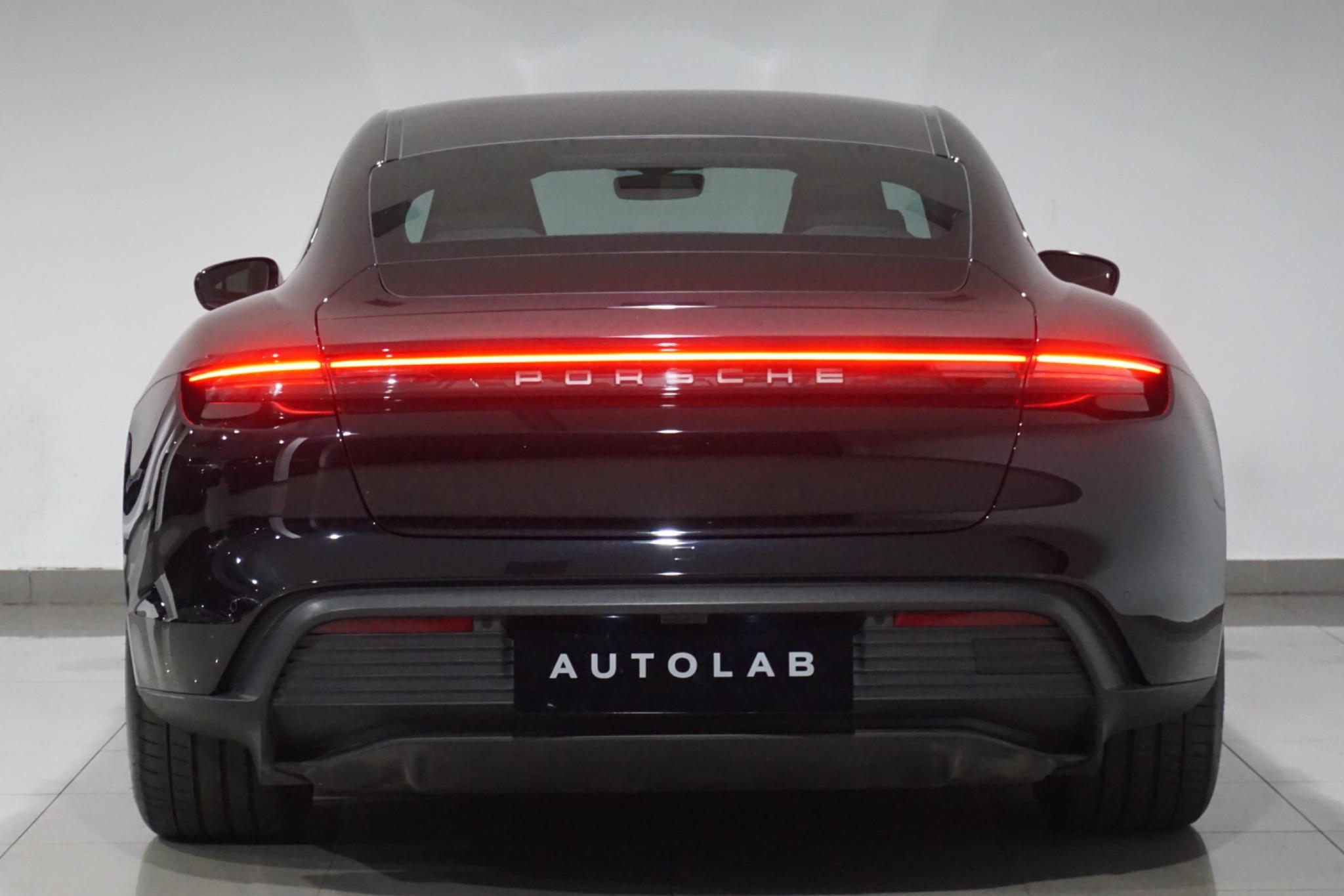 Porsche Taycan Performance Plus 93.4kWh 4S Auto 4WD 4dr (11kW Charger)